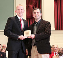 Justin Miller ’17 receives the Underwood Award in Chemistry.