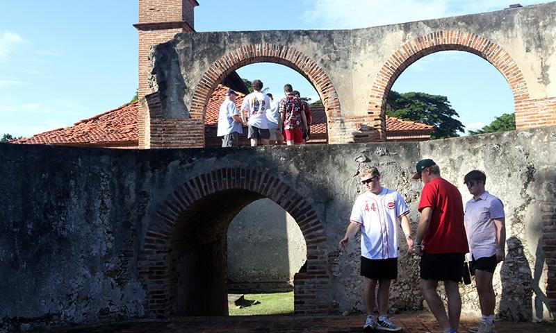 Wabash students at a sugar mill in San Gregorio de Nigua , D.R.