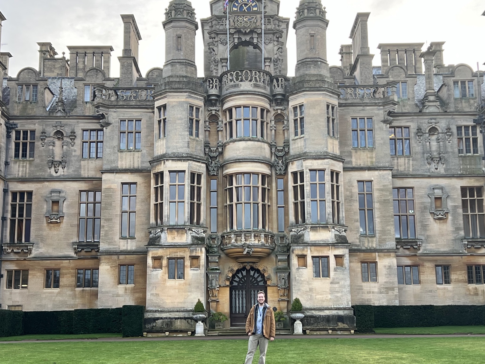 Hayden Kammer ’24 studied abroad at Harlaxton College during his junior year. 