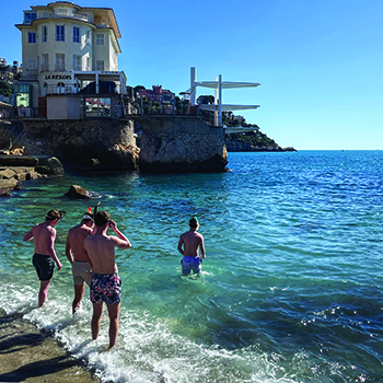 Drew Scanlon ’25, Ty Freedman ’27, Bryce Kinnaman ’27, and Henry Giesel ’25 get ready to snorkel at Coco Beach